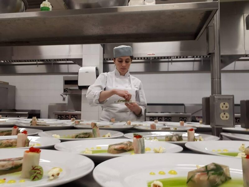 Formation professionnelle en Cuisine (DEP)  - École hôtelière de la Capitale